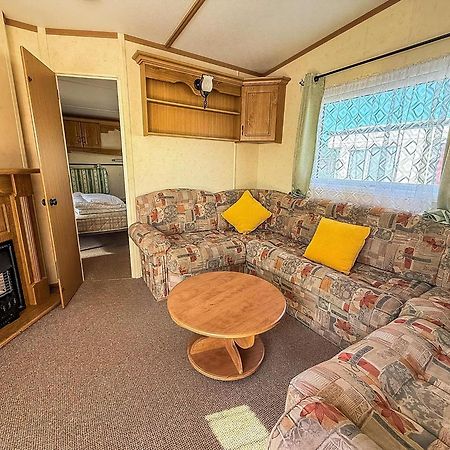 6 Berth Caravan By The Beach In Hunstanton In Norfolk, Pets Welcome Ref 13009L Esterno foto
